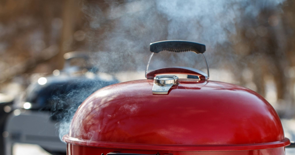 red_grill_steaming_1140x600.jpg